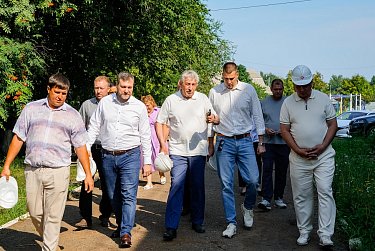 В Бузулуке обновляют важные соцобъекты